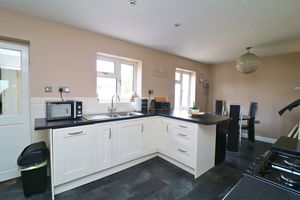 Photo 16- click for photo gallery